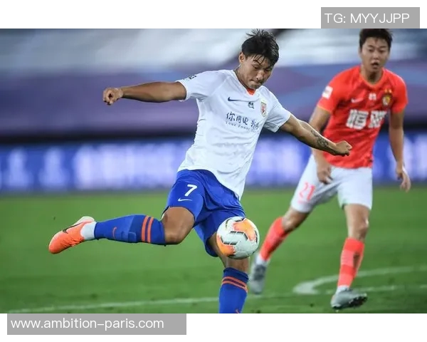 山东鲁能与广州恒大巅峰对决谁将赢得中超荣耀之战